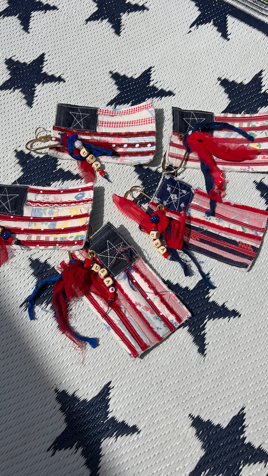 FLAG BAG TAGS -USA
