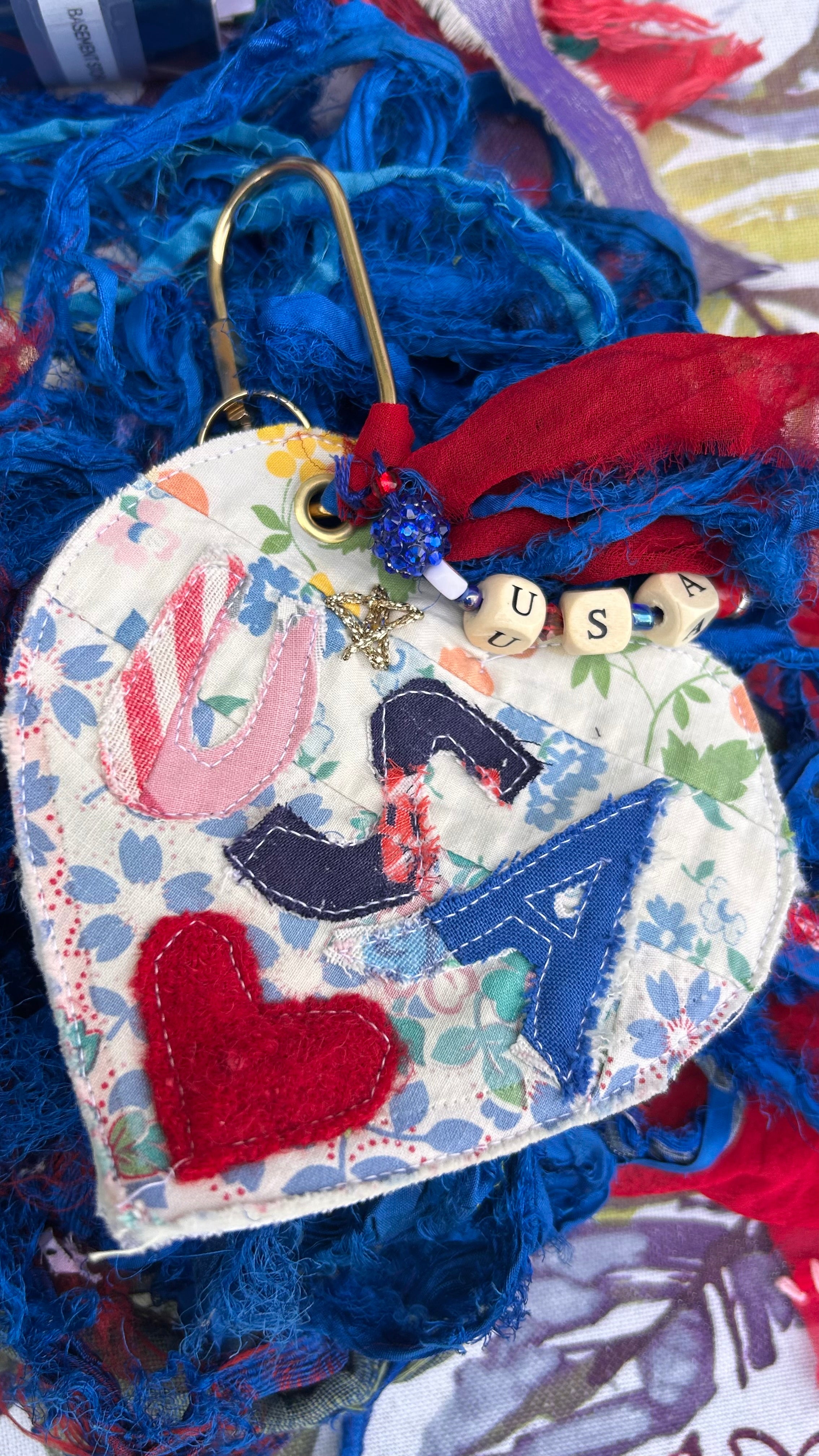 USA heart bag tag