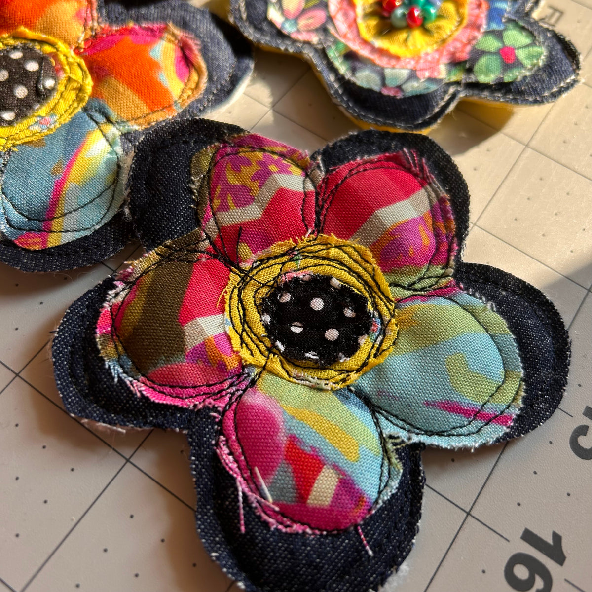 Denim Daisy Pin