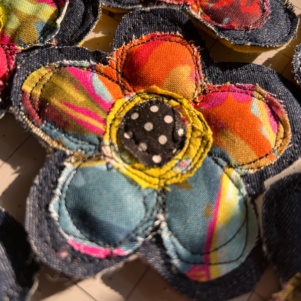 Denim Daisy Pin
