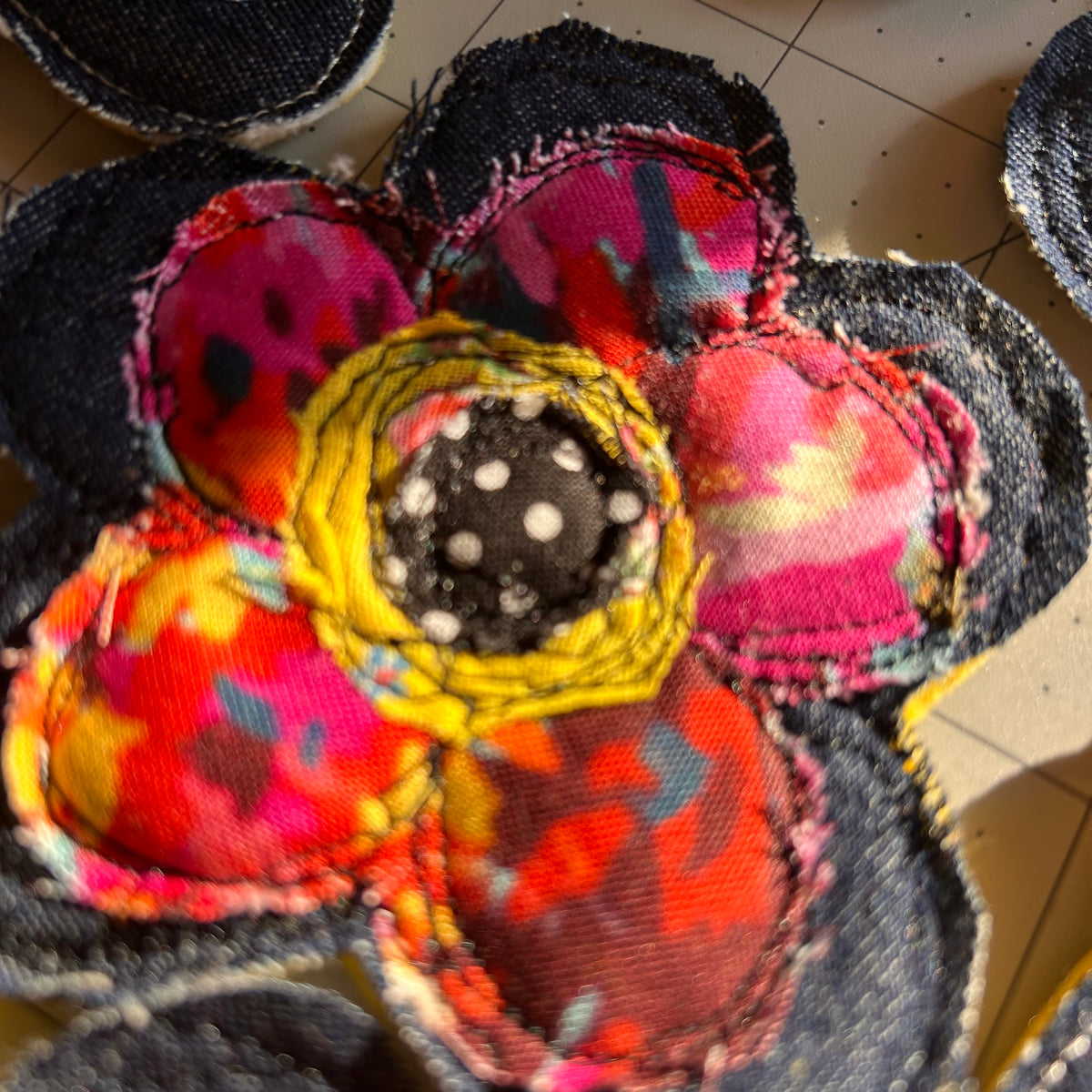 Denim Daisy Pin